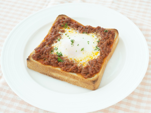 卵がとろ～り♪ミートソーストースト